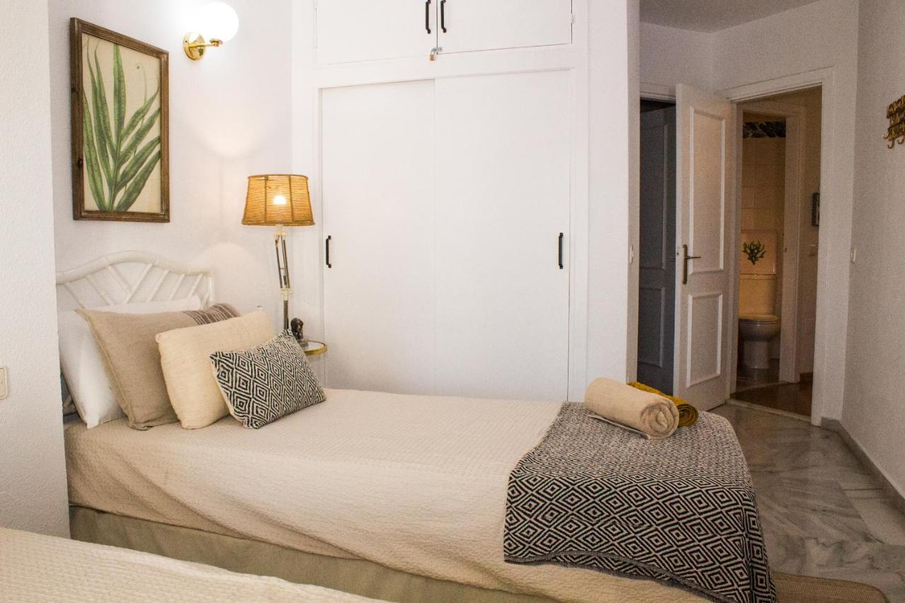 Benalgolf Lovely Apartment In Benalmadena With Sea Views, Excellent Wifi Connection, Private Backyard With Bbq المظهر الخارجي الصورة