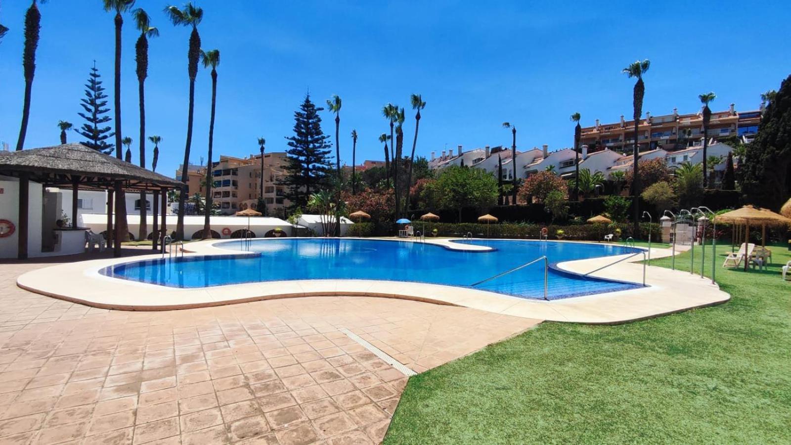 Benalgolf Lovely Apartment In Benalmadena With Sea Views, Excellent Wifi Connection, Private Backyard With Bbq المظهر الخارجي الصورة